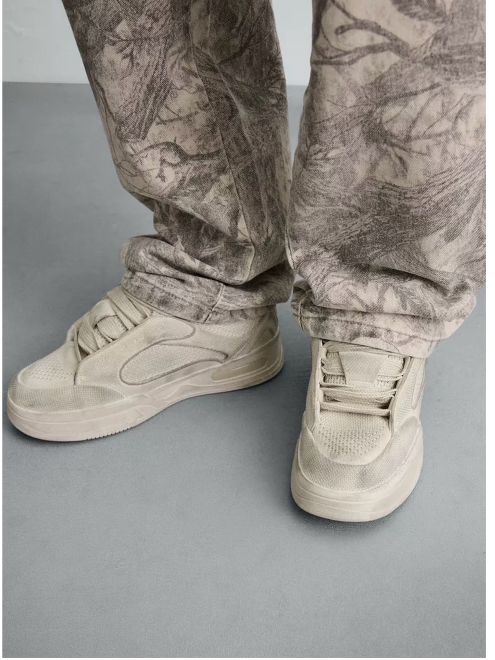 Men's Casual Beige/sneakers - Neutral Toned Everyday Wear